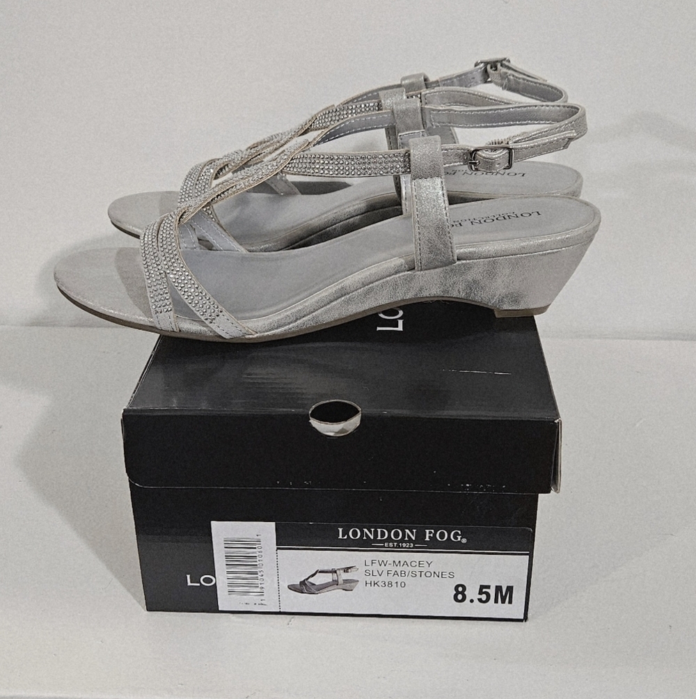 London Fog "Macey" wedge dress sandals.Silver - Picture 6 of 8